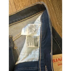 Levi’s 311 Shaping Skinny Jeans Women 30x34 Mid Rise NWT